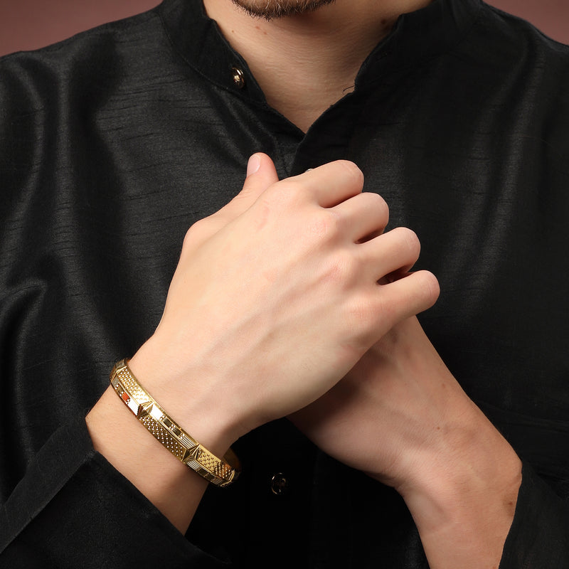 Gold Plated Dual Toned Engraved Texture Kada For Men