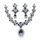 Glamorous Floral Necklace Set