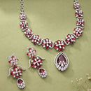 Glamorous Floral Necklace Set