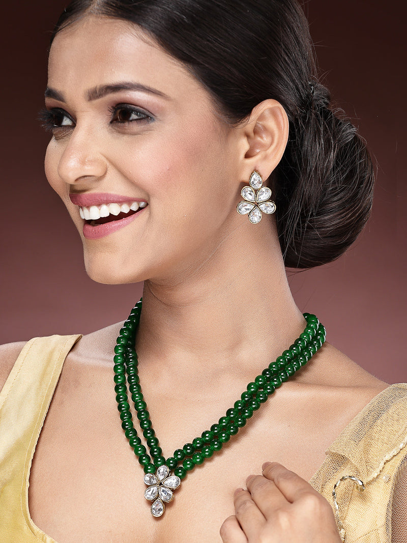 Green Pearl & Kundan Studded Jewellery Set