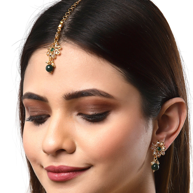 Gold-Plated Floral Green  Pearl & Kundan Studded Maang Tikka With Earring Set