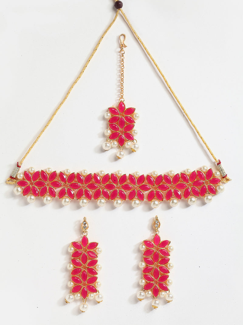 Red & White Kundan Studded Flower Shaped Gold-Plated Choker Necklace With Earrings & Maang Tika