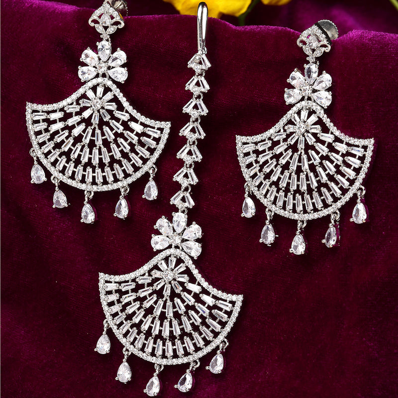 Rhodium-Plated Silver-Toned Fan Shaped American Diamond Studded Maang Tikka And Earrings Set