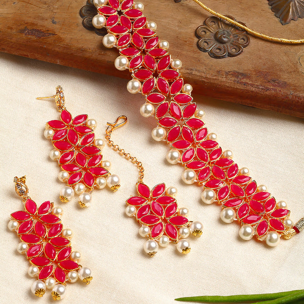Red & White Kundan Studded Flower Shaped Gold-Plated Choker Necklace With Earrings & Maang Tika