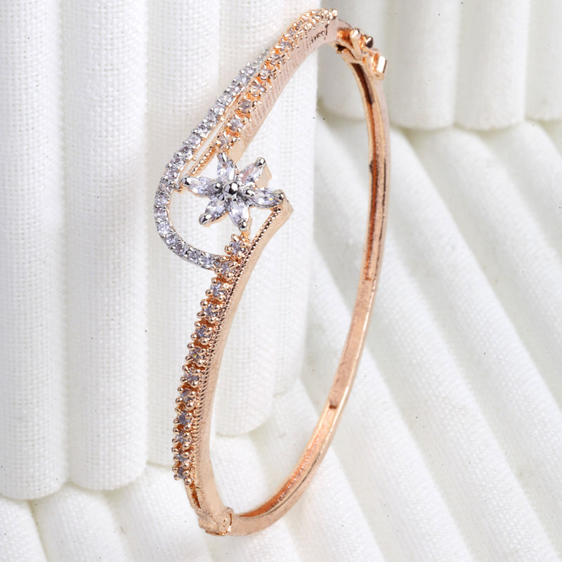 Rose Gold-Plated Flower Shaped Cubic Zirconia Stone-Studded Bracelet
