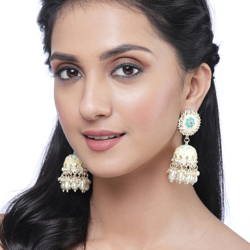 Gold-Plated Cream Kundan & White Pearls studded Dome Shaped Handcrafted Jhumka Earrings