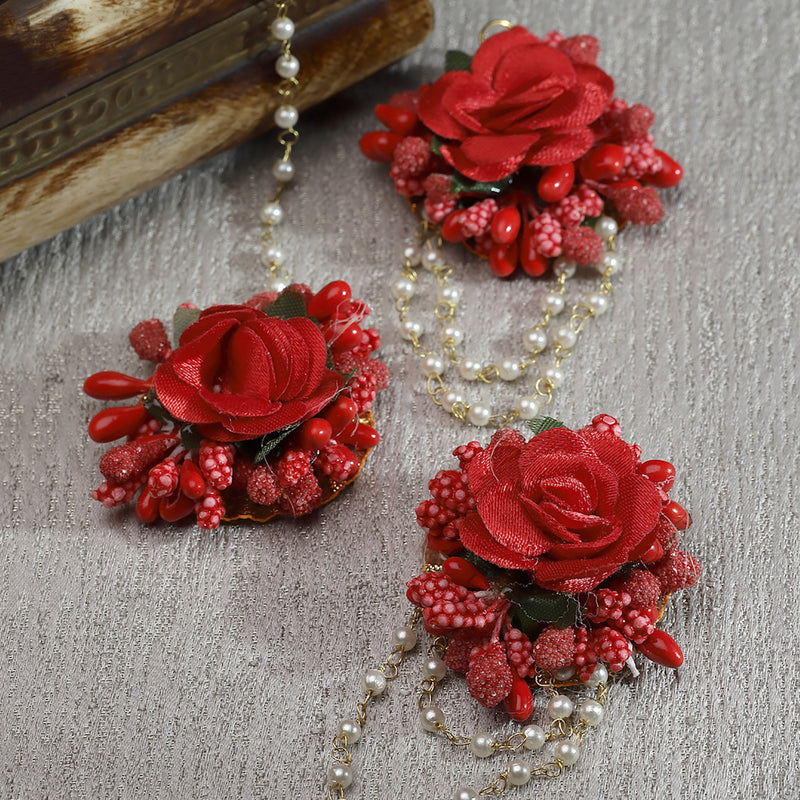 Gold-Plated Pearl Red Gota Patti Flower Maang Tikka Set