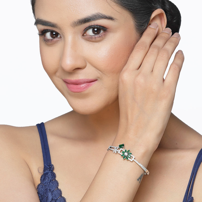 Rhodium-Plated Silver Toned Emerald Green American Diamond Studded Bracelet