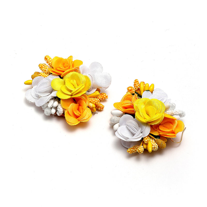 Gold-Plated Pearl White & Yellow Gota Patti Flower Maang Tikka Set