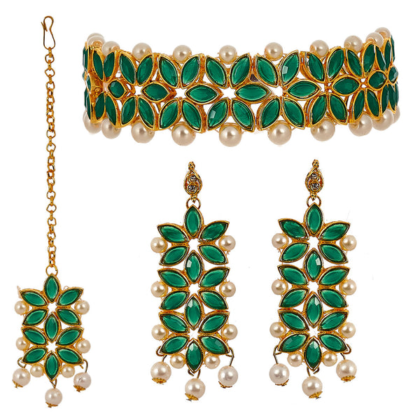 Green & White Kundan Studded Flower Shaped Gold-Plated Choker Necklace With Earrings & Maang Tika