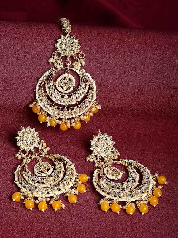 Yellow & White-Toned Gold-Plated Maangtikka With Earrings